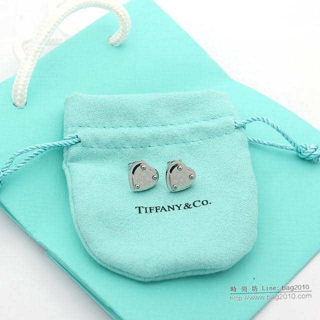 Tiffany飾品 蒂芙尼女士專櫃爆款愛心字母耳釘耳環  zgt1792